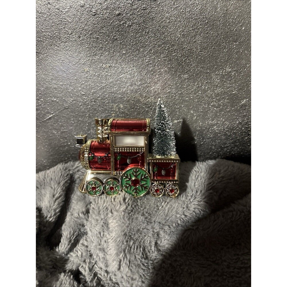 Bath & Body Works Happy Holidays Christmas Train Wallflower Projector Plug in